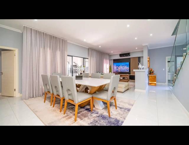 4 BEDROOM CLUSTER FOR SALE IN OLIVEDALE